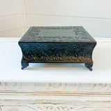 Black Cake Stand